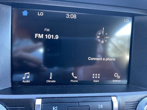 Used 2018 Ford Mustang Premium image 18