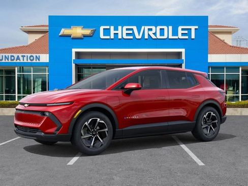 New 2026 Chevrolet Equinox EV LT image 2