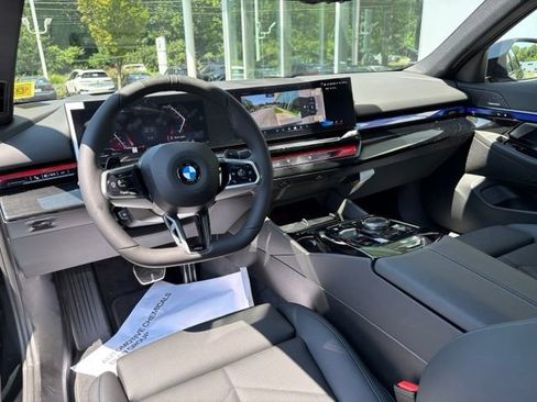 New 2027 BMW 530i xDrive w/ M Sport Package AWD/4WD image 12