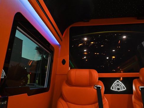 Used 2023 Mercedes-Benz Sprinter 3500 image 23