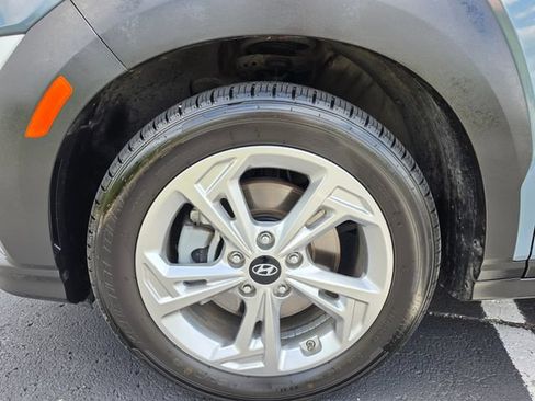 Used 2022 Hyundai Kona SEL w/ Cargo Package AWD/4WD image 11