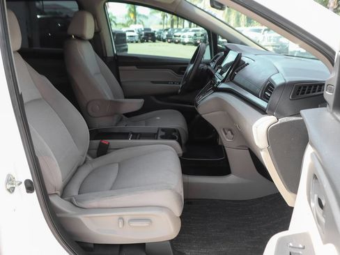 Used 2021 Honda Odyssey EX image 40