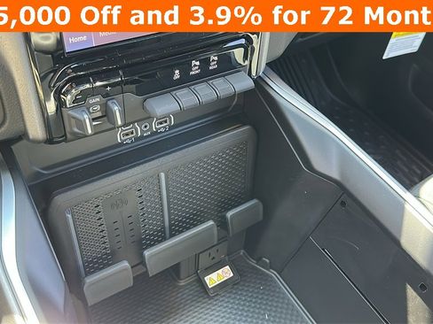 New 2025 RAM 1500 Big Horn image 23