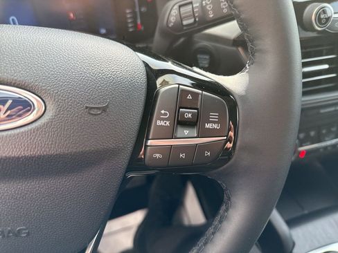 Used 2023 Ford Escape Active image 14