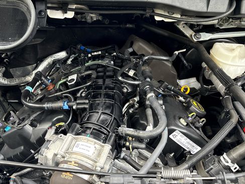 Used 2022 Ford Transit 250 148 High Roof Extended w/ Load Area Protection Package image 30