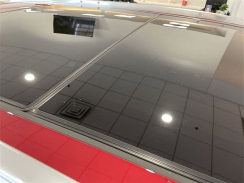 Certified 2023 Cadillac XT5 Premium Luxury image 12