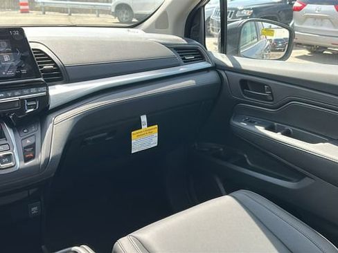 New 2026 Honda Odyssey EX-L image 23