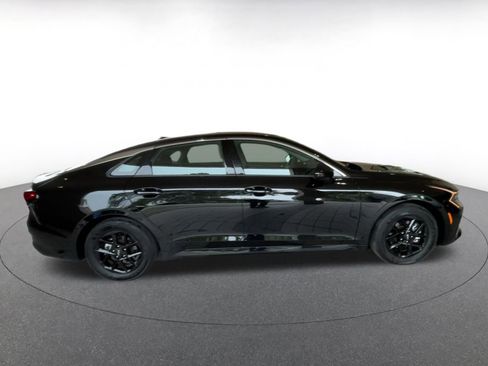 Used 2025 Kia K5 LXS image 16