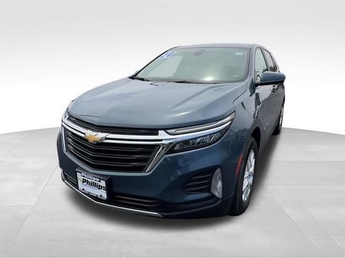 Certified 2024 Chevrolet Equinox LT w/ LPO, Floor Liner Package FWD image 2