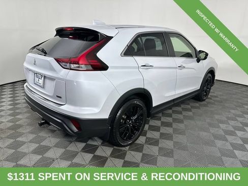 Used 2022 Mitsubishi Eclipse Cross LE FWD image 8
