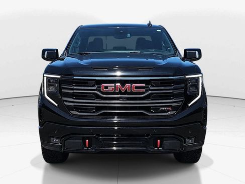 Used 2025 GMC Sierra 1500 AT4 AWD/4WD image 12