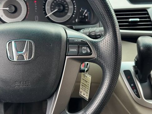 Used 2012 Honda Odyssey LX image 25