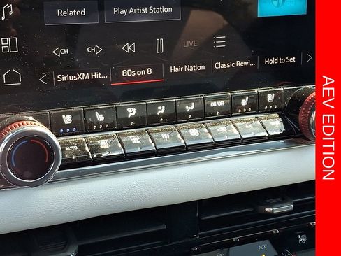 Used 2024 GMC Canyon AT4X w/ AT4X AEV Edition AWD/4WD image 19