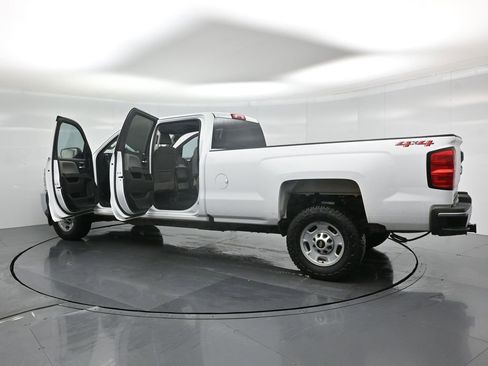 Used 2018 Chevrolet Silverado 2500 W/T image 30