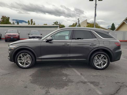 Used 2025 Genesis GV70 2.5T image 11
