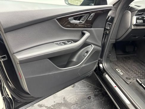 Certified 2023 Audi Q8 Premium Plus w/ Premium Plus Package AWD/4WD image 5