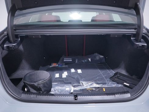 New 2026 BMW i5 eDrive40 w/ M Sport Package RWD image 15