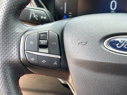 Used 2024 Ford Escape ST-Line image 21