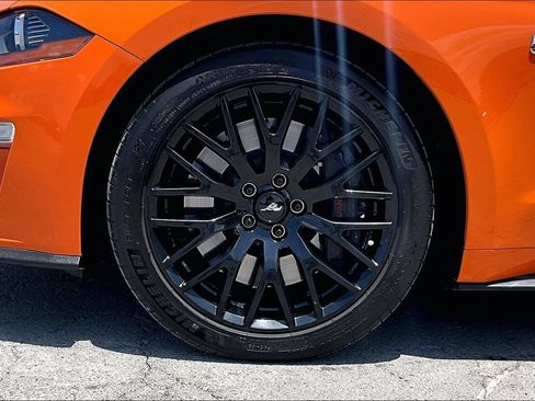 Used 2020 Ford Mustang GT Premium w/ GT Performance Package RWD image 31