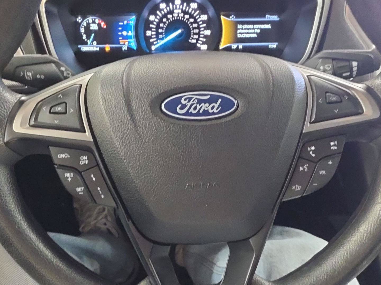 Used 2020 Ford Fusion SE FWD image 8