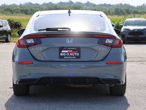 Used 2023 Honda Civic Sport image 10