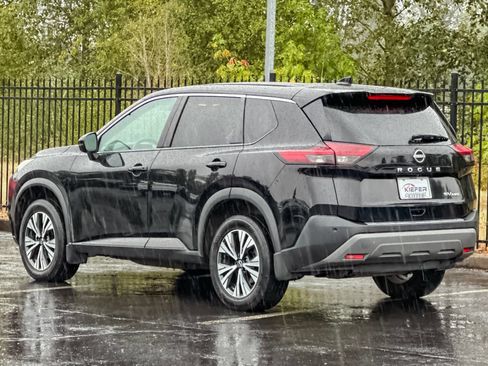 Used 2022 Nissan Rogue SV AWD/4WD image 5