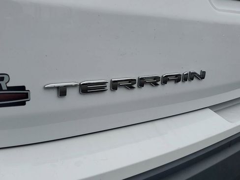 Used 2022 GMC Terrain SLE w/ Driver Convenience Package AWD/4WD image 6