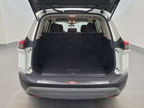 Used 2021 Nissan Rogue SV FWD image 29