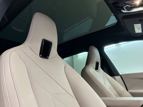 Certified 2022 BMW iX xDrive50 w/ Premium Package image 26