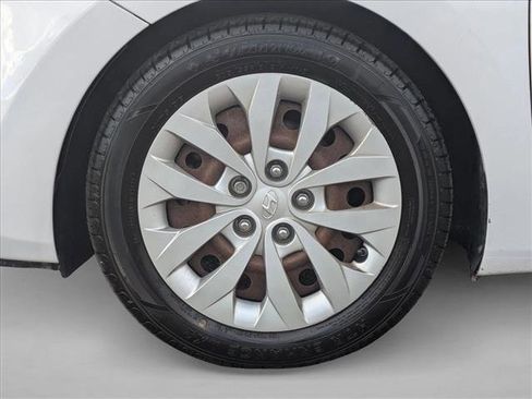Used 2016 Hyundai Elantra GT image 21