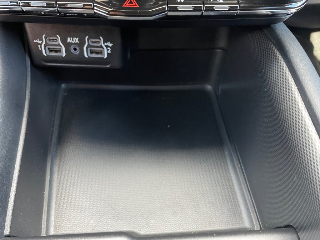 Used 2024 Dodge Durango GT w/ Blacktop Package AWD/4WD image 39