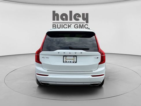 Used 2020 Volvo XC90 T5 Momentum w/ Protection Package Premier AWD/4WD image 4