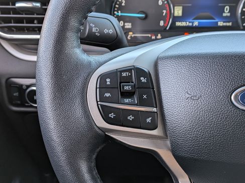 Used 2024 Ford Explorer XLT w/ Equipment Group 202A image 35