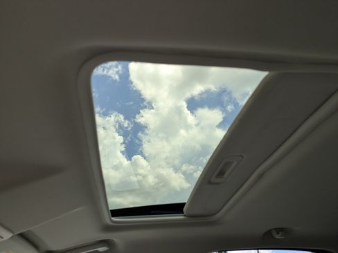 Used 2019 Ford EcoSport Titanium FWD image 19