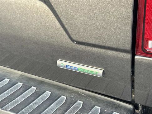 Used 2020 Ford F150 XLT w/ Equipment Group 302A Luxury image 8