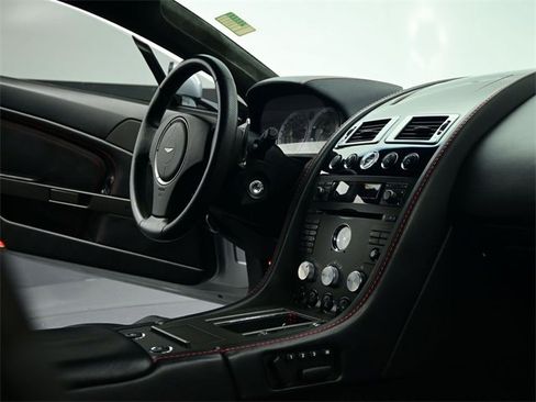 Used 2007 Aston Martin V8 Vantage Coupe image 14