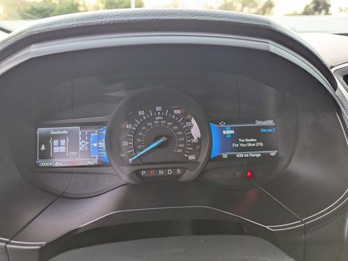 Used 2024 Ford Edge SEL image 27