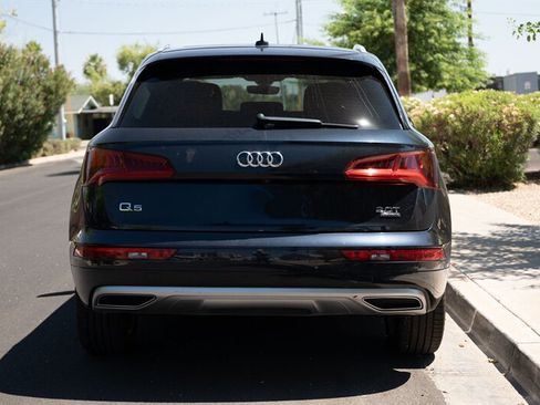 Used 2018 Audi Q5 2.0T Premium Plus w/ Premium Plus Package AWD/4WD image 4
