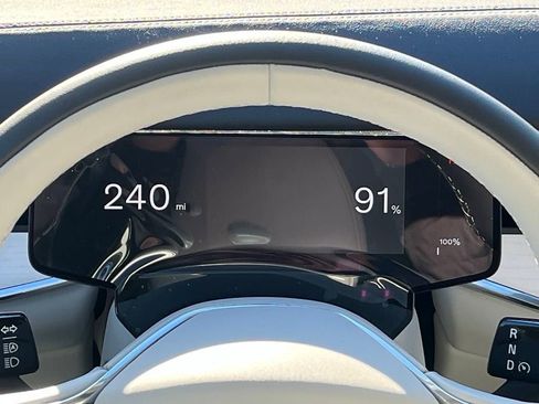 New 2025 Volvo EX90 Ultra image 19