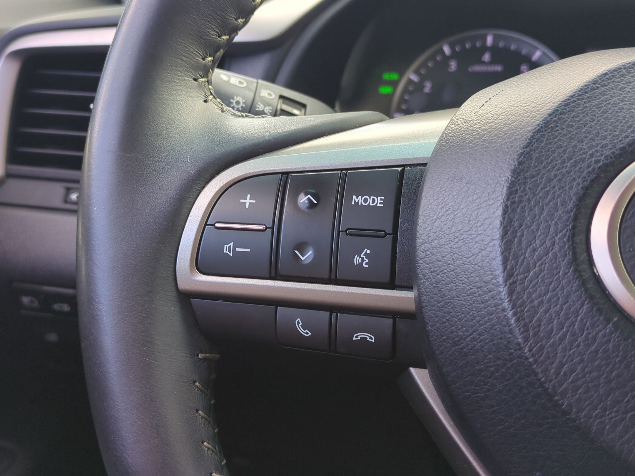 Used 2017 Lexus RX 350 FWD w/ Premium Package image 19