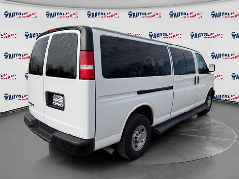 Used 2023 Chevrolet Express 3500 LS image 7