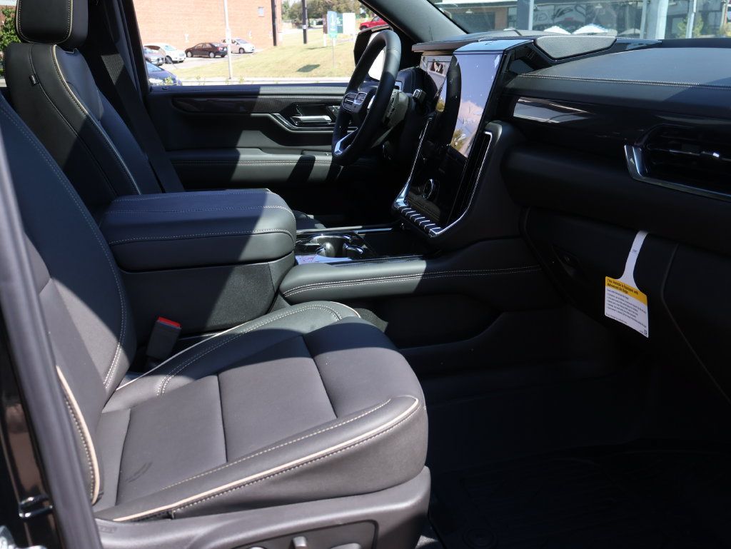 New 2026 GMC Yukon Elevation w/ LPO, Floor Liner Package AWD/4WD image 7