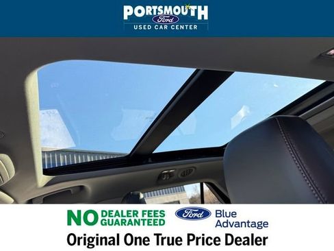 Certified 2022 Ford Explorer XLT w/ Equipment Group 202A image 8