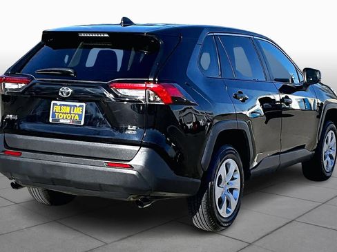 Used 2023 Toyota RAV4 LE image 12