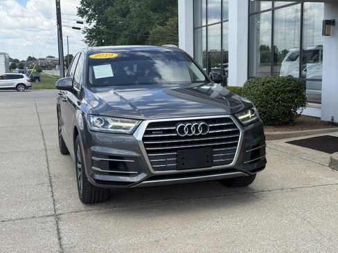 Used 2019 Audi Q7 3.0T Premium w/ Convenience Package AWD/4WD image 17