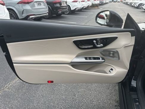 Certified 2024 Mercedes-Benz CLE 300 4MATIC Cabriolet image 22