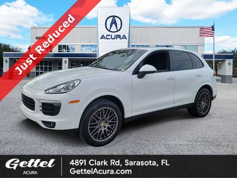 Used 2018 Porsche Cayenne Platinum Edition image 1