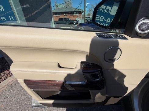 Used 2017 Land Rover Range Rover Supercharged image 18