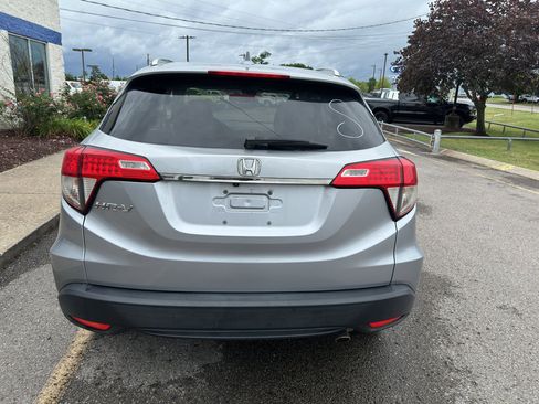 Used 2021 Honda HR-V EX-L image 5