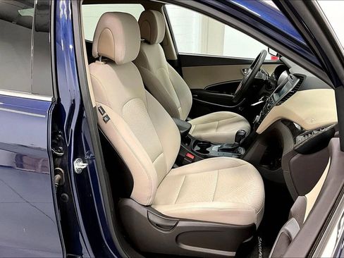 Used 2017 Hyundai Santa Fe Sport image 10